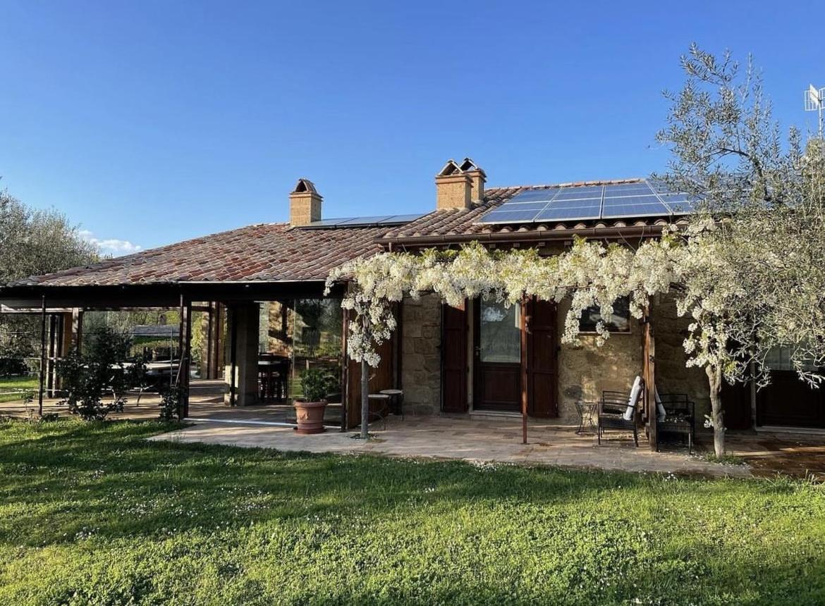 Agriturismo Eco-Bio Villa Vacasio Pitigliano Exterior photo